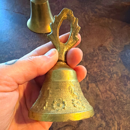 Gold metal decorative hand - gold,