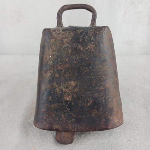 Antique primitive cow bell - antique,