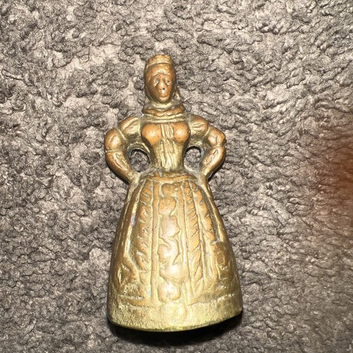 Vintage brass queen elizabeth - vintage,